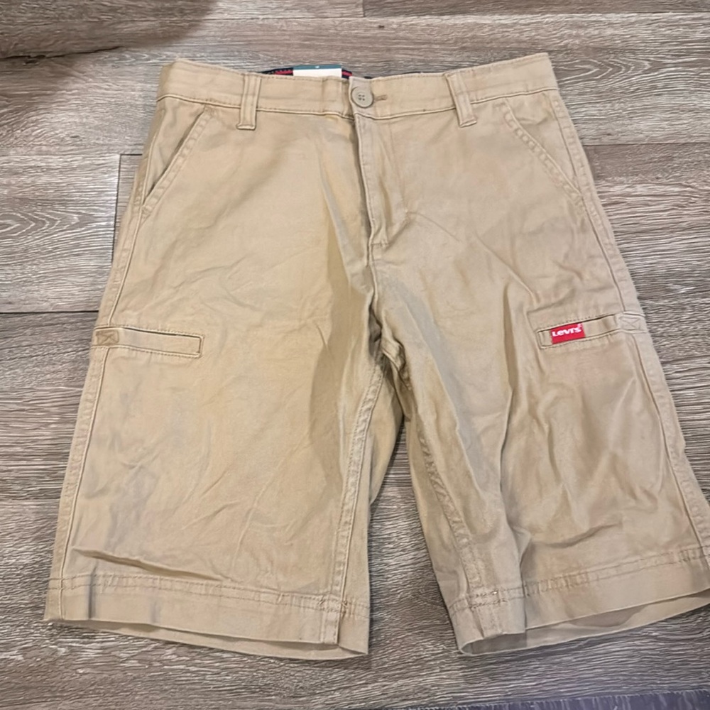 Levi’s cargo shorts boys size 14 khaki brand new with tags